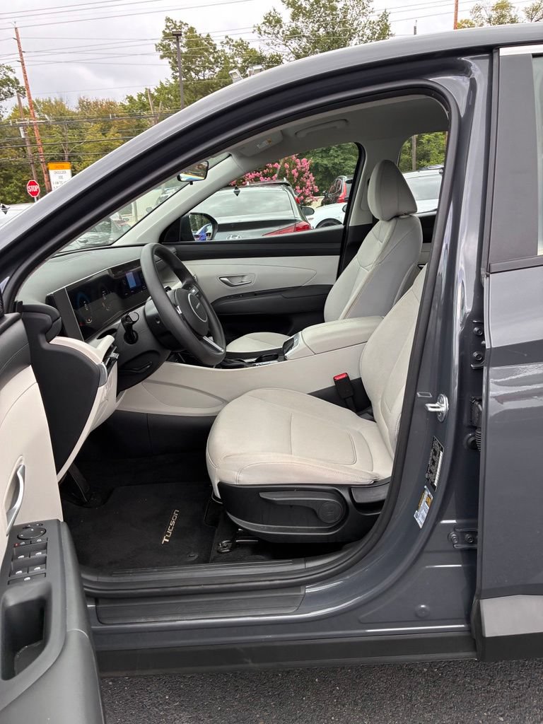 Used 2026 Hyundai Tucson SE AWD/4WD image 26