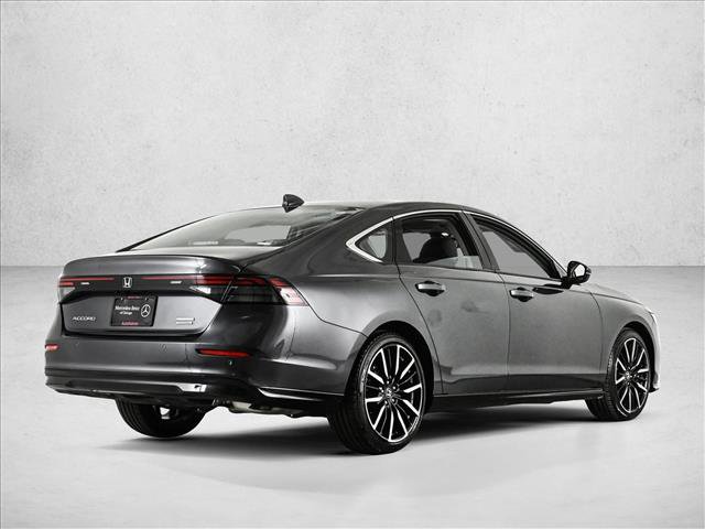 Used 2023 Honda Accord Touring image 5