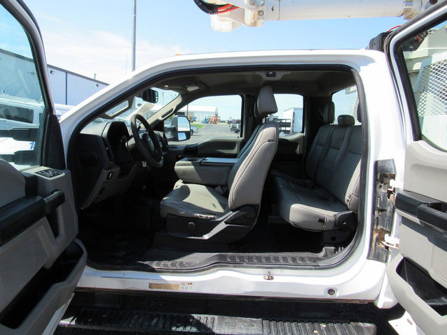 Used 2019 Ford F550 4x4 SuperCab Super Duty image 38