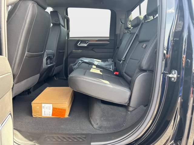 New 2026 GMC Sierra 3500 Denali w/ Denali Reserve Package AWD/4WD image 12