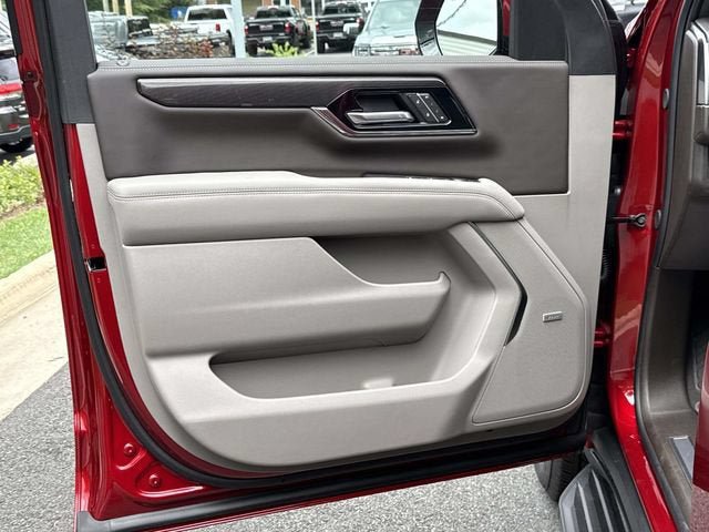 New 2026 GMC Yukon Elevation AWD/4WD image 9