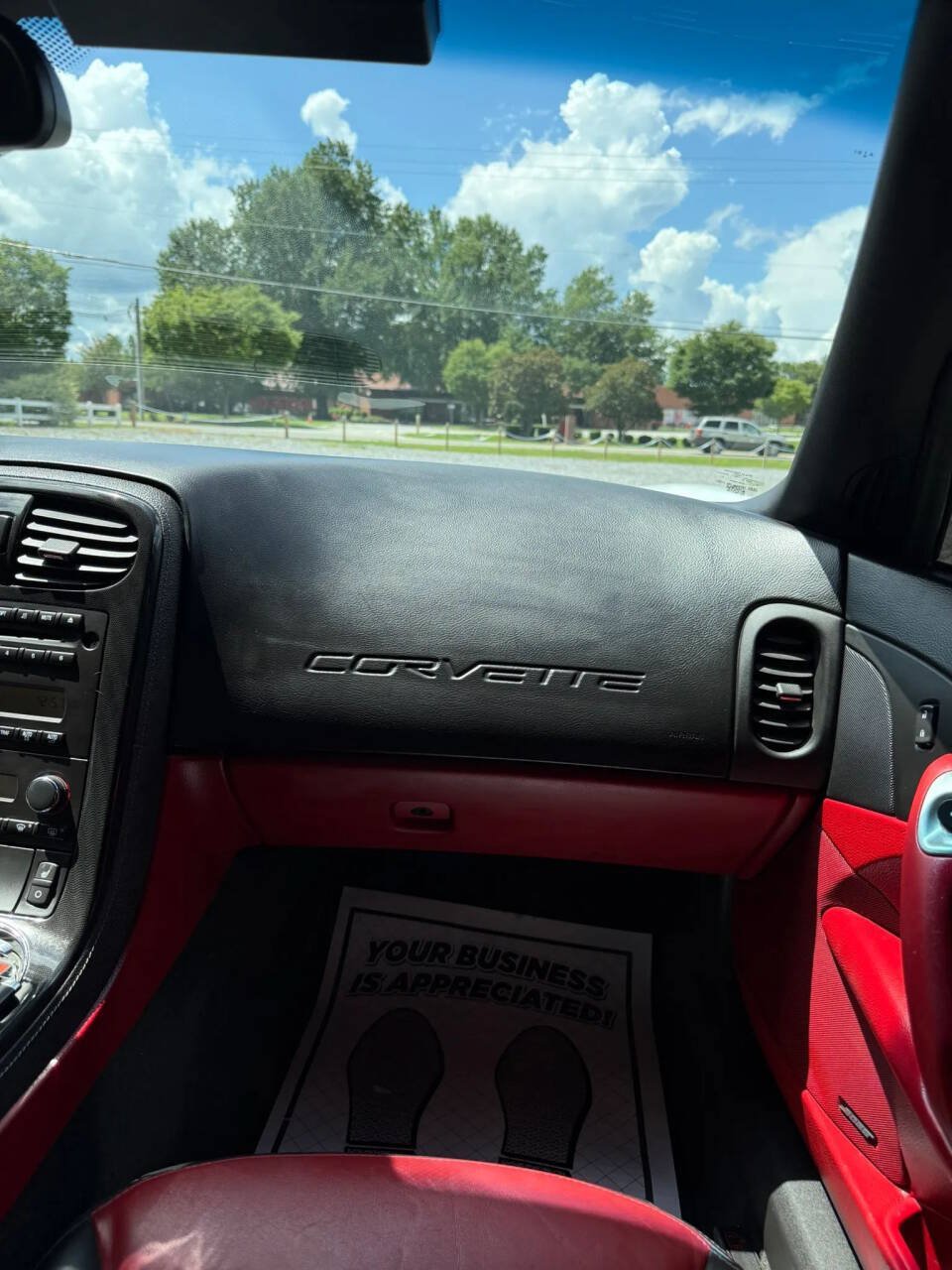 Used 2010 Chevrolet Corvette Coupe w/ Preferred Equipment Group RWD image 25