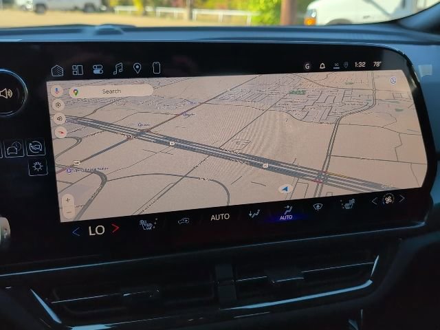 New 2026 Chevrolet Equinox EV RS FWD image 24