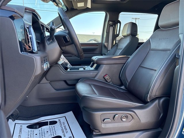 Used 2025 GMC Sierra 2500 Denali w/ Denali Reserve Package image 17