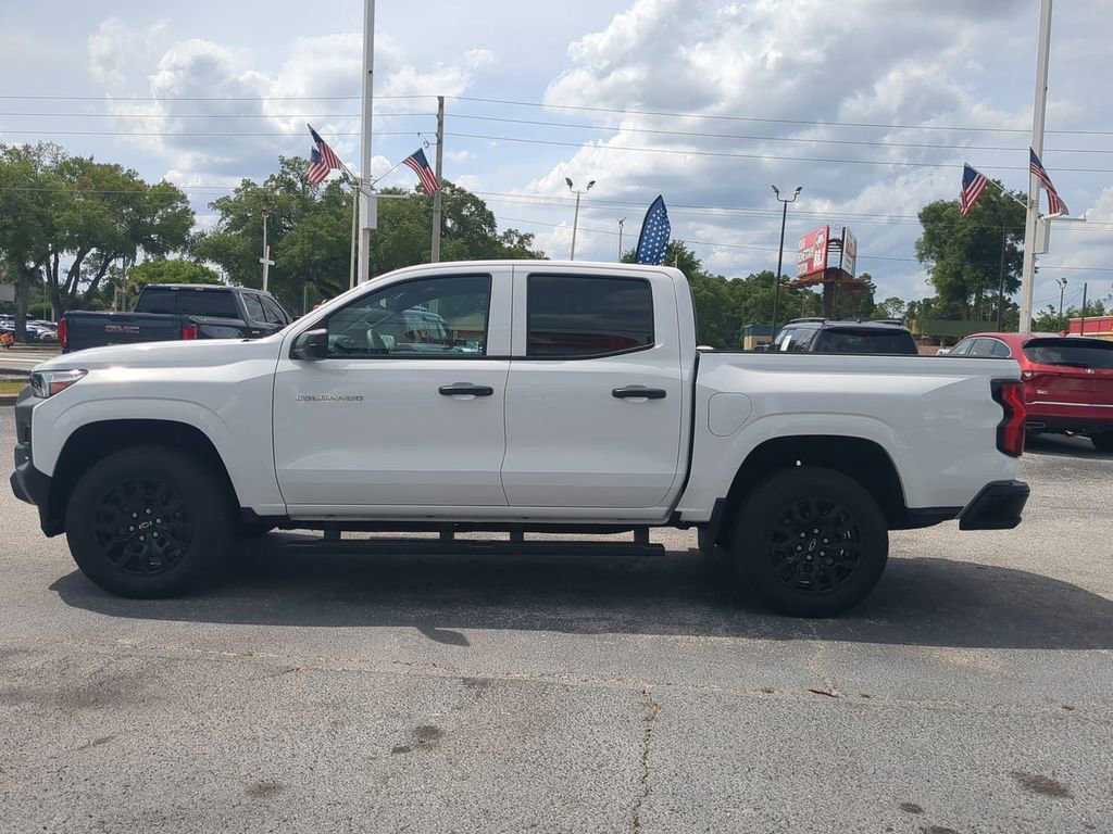 Used 2025 Chevrolet Colorado W/T w/ WT Custom Package RWD image 6
