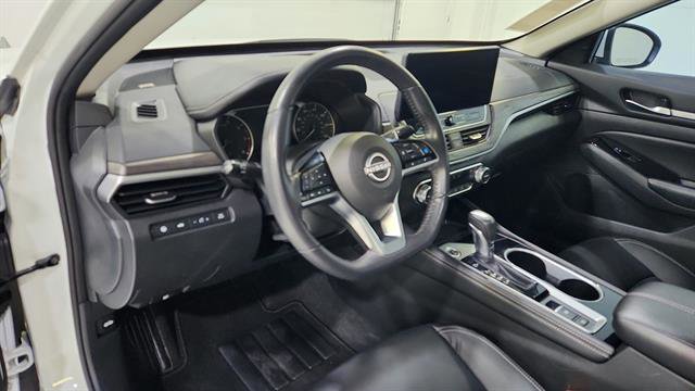 Used 2024 Nissan Altima 2.5 SL image 11