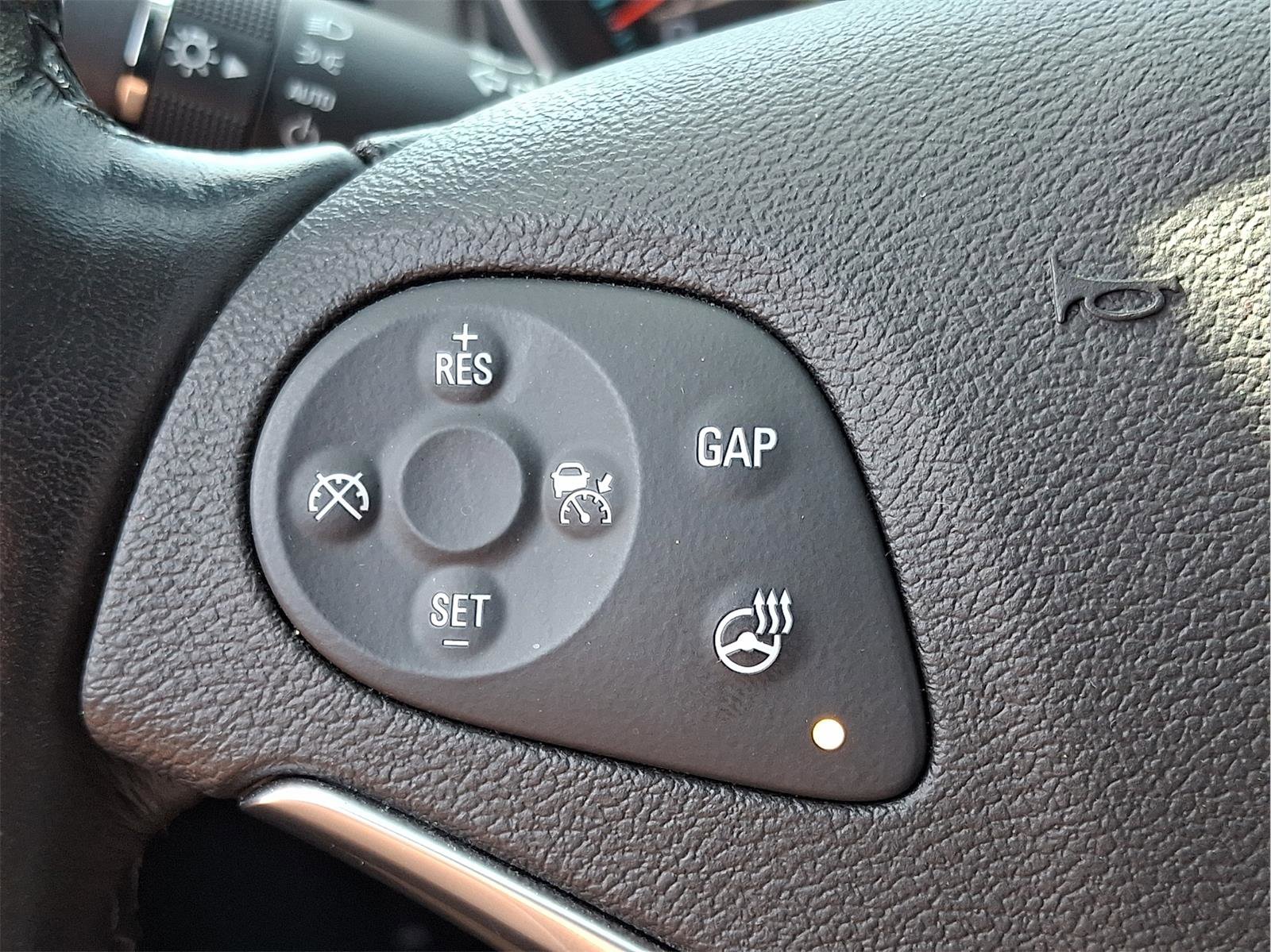 Used 2018 Chevrolet Impala Premier w/ Premier Confidence Package image 23