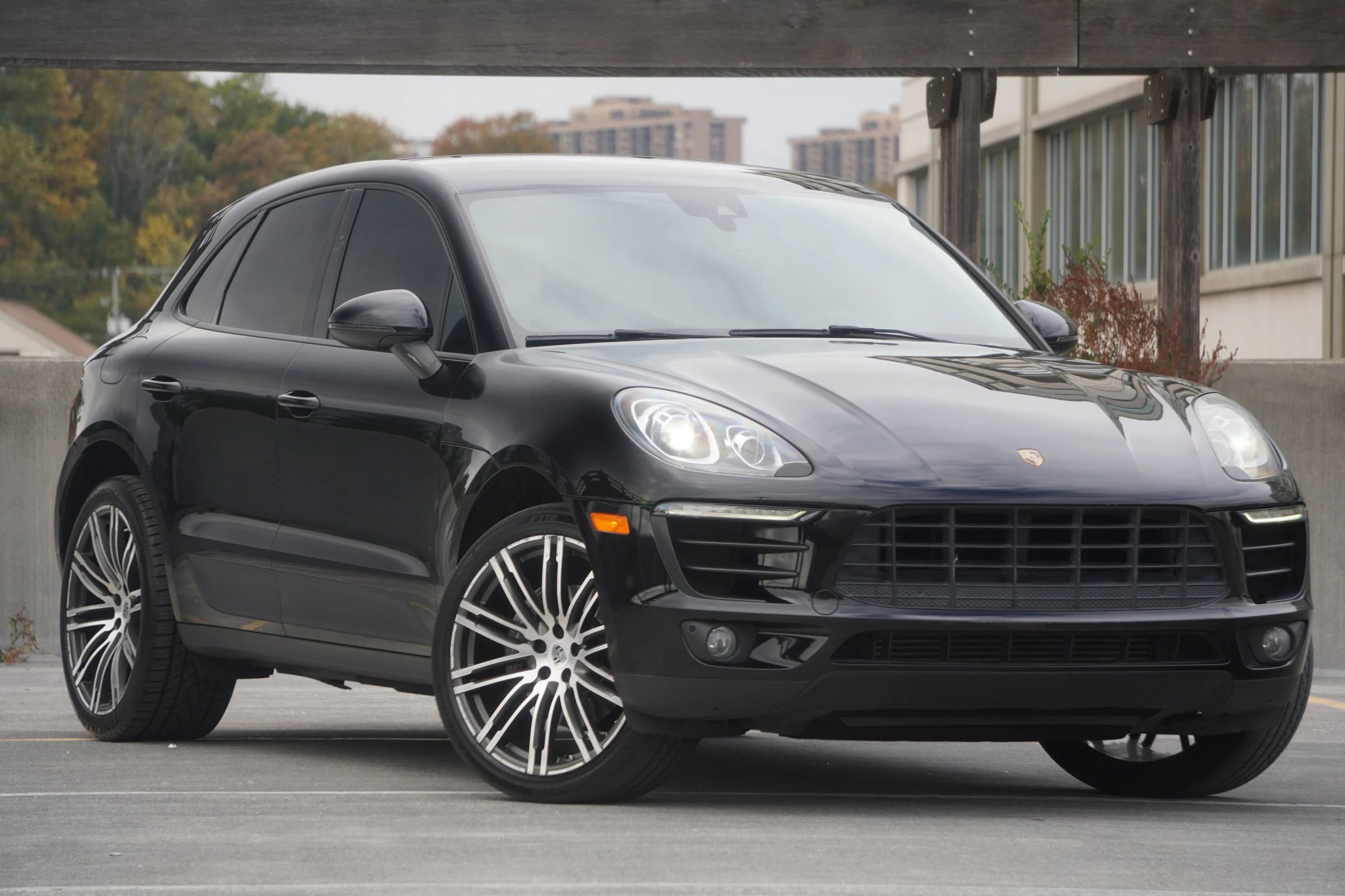 Used 2017 Porsche Macan image 3