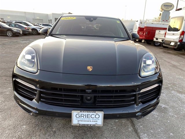 Used 2022 Porsche Cayenne Platinum Edition image 10