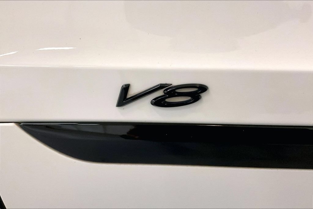 Used 2022 Bentley Bentayga AWD/4WD image 18
