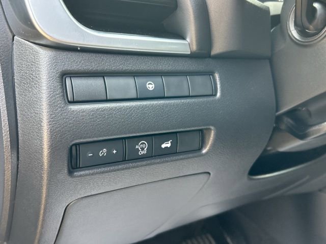 Used 2023 Nissan Rogue SL AWD/4WD image 35