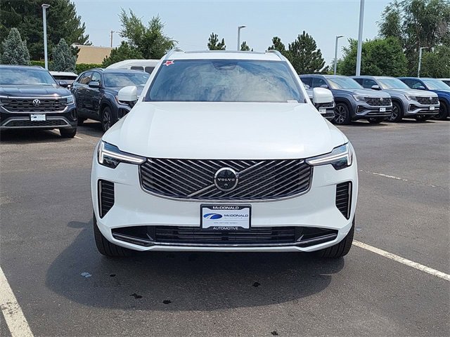 New 2026 Volvo XC90 T8 Plus image 8