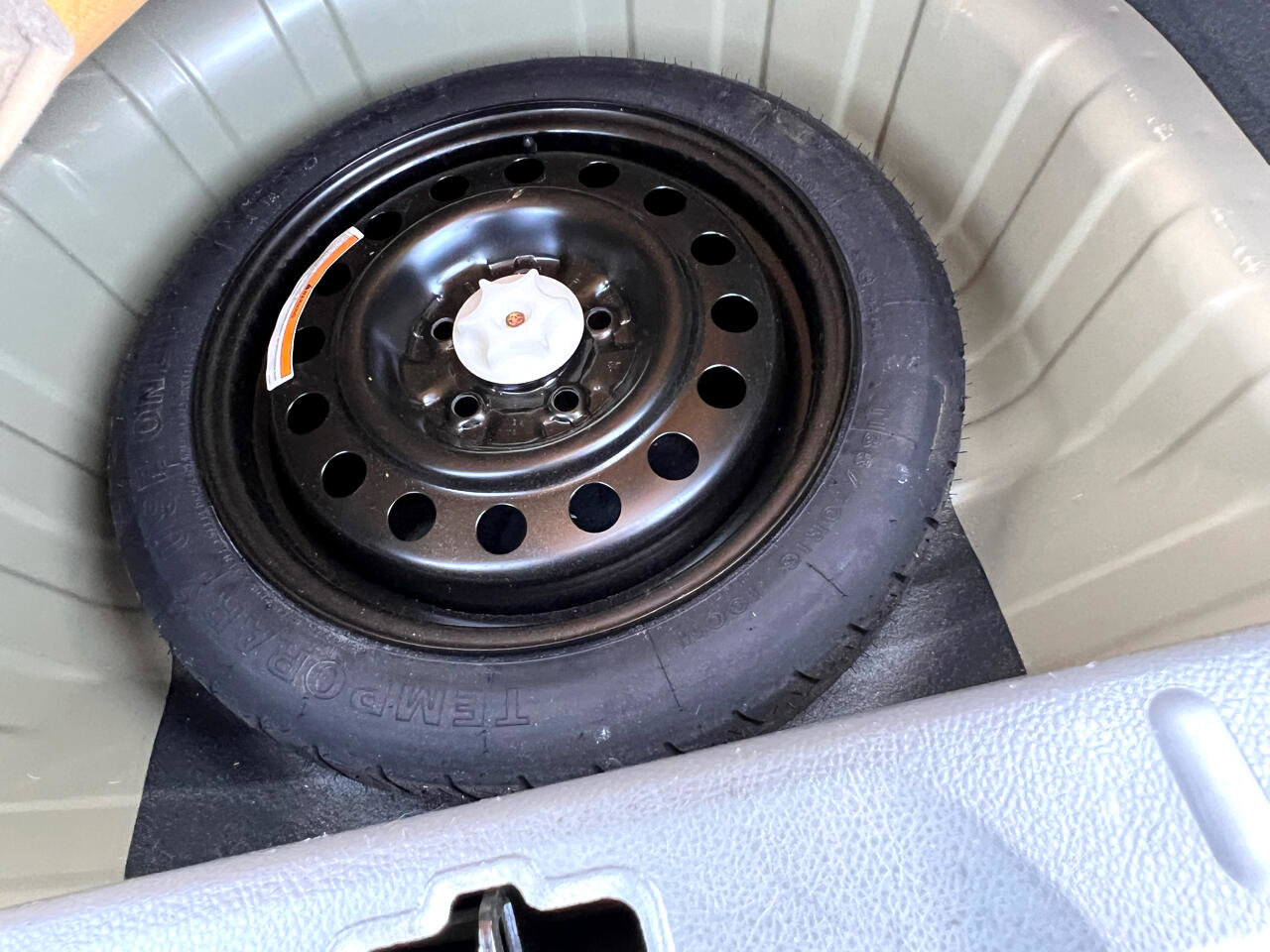 Used 2003 Nissan Altima 3.5 SE image 17