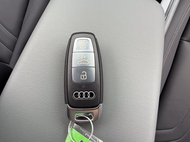 New 2026 Audi Q3 quattro 2.0T AWD/4WD image 34