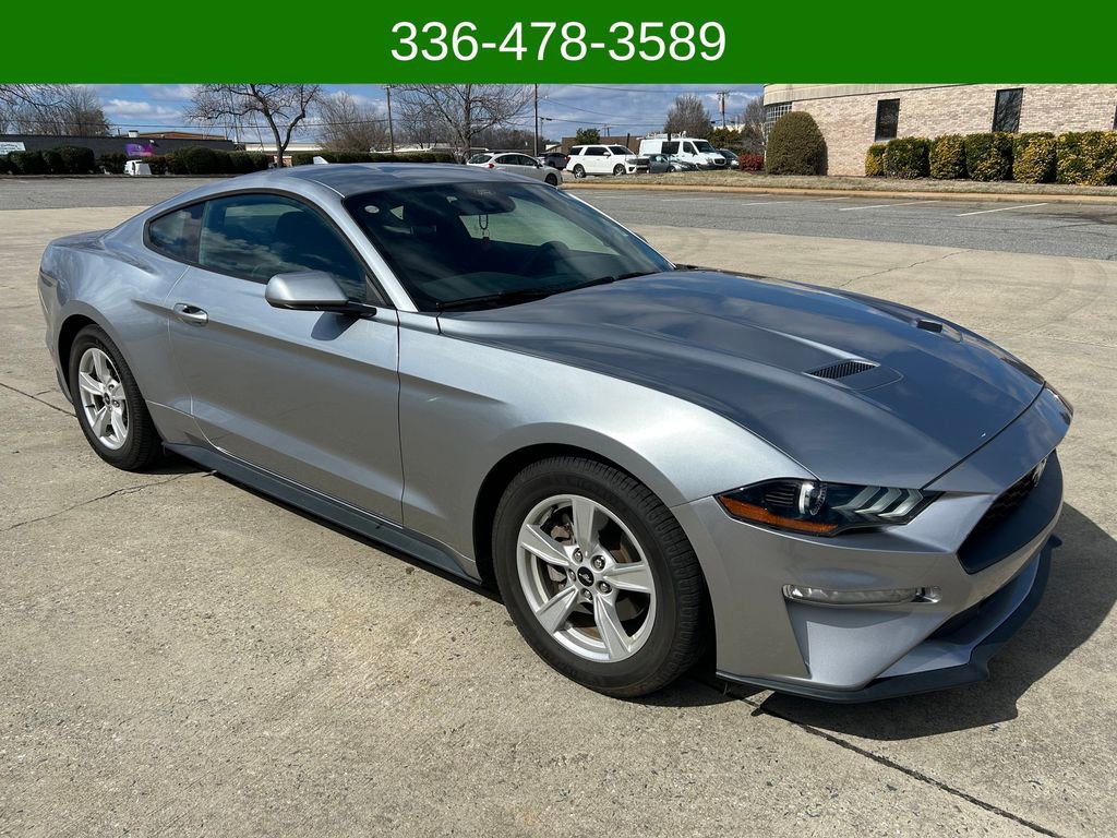 Used 2021 Ford Mustang EcoBoost image 7