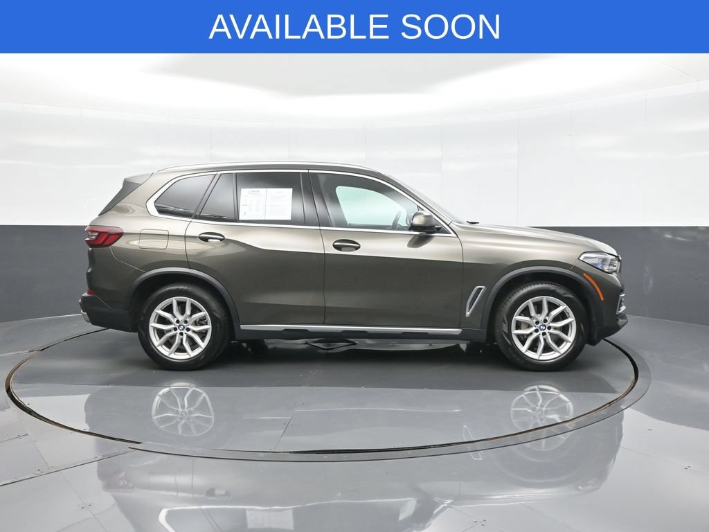 Used 2022 BMW X5 xDrive40i w/ Executive Package AWD/4WD image 8