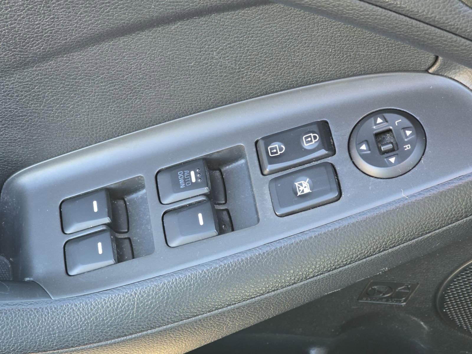 Used 2017 Kia Forte LX FWD image 16