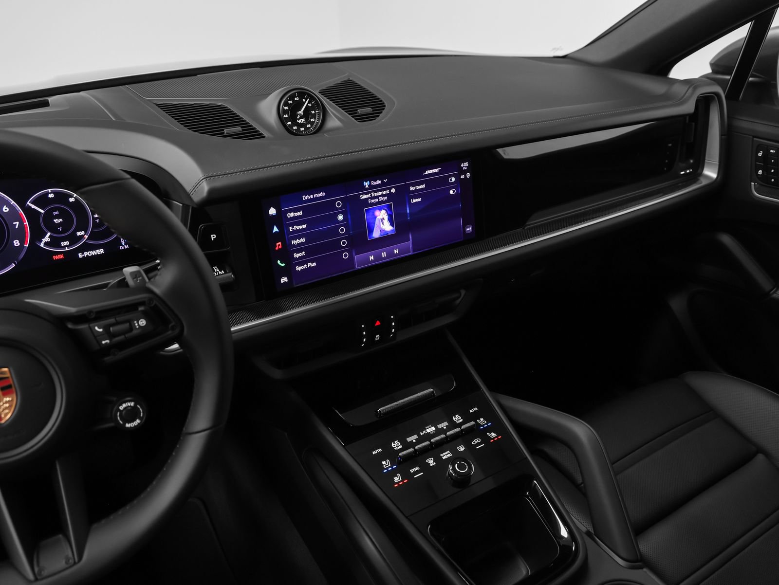 New 2026 Porsche Cayenne E-Hybrid Coupe AWD/4WD image 39