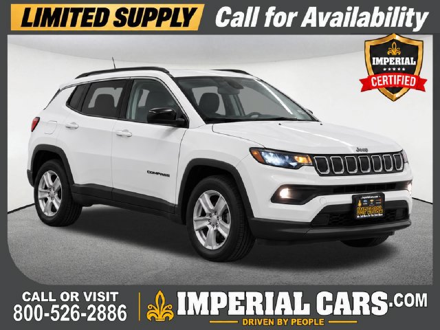 Used 2022 Jeep Compass Latitude w/ Sun and Sound Group AWD/4WD image 1
