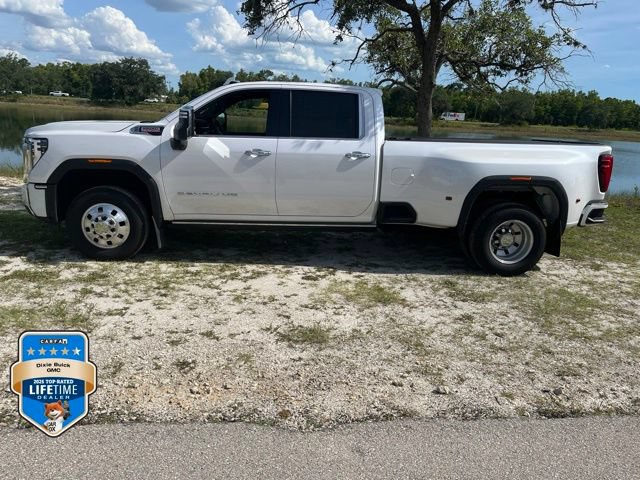 Certified 2024 GMC Sierra 3500 Denali w/ Denali Reserve Package AWD/4WD image 2