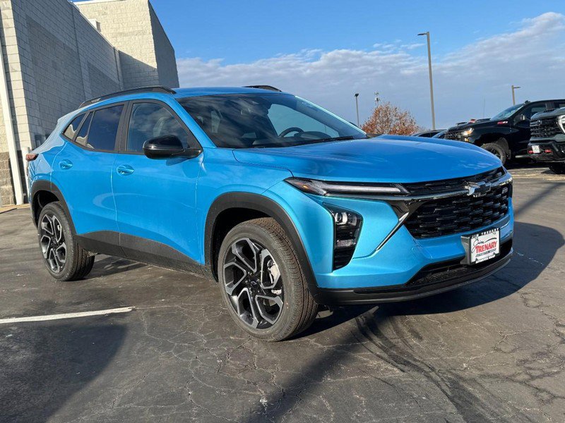 New 2026 Chevrolet Trax RS image 2