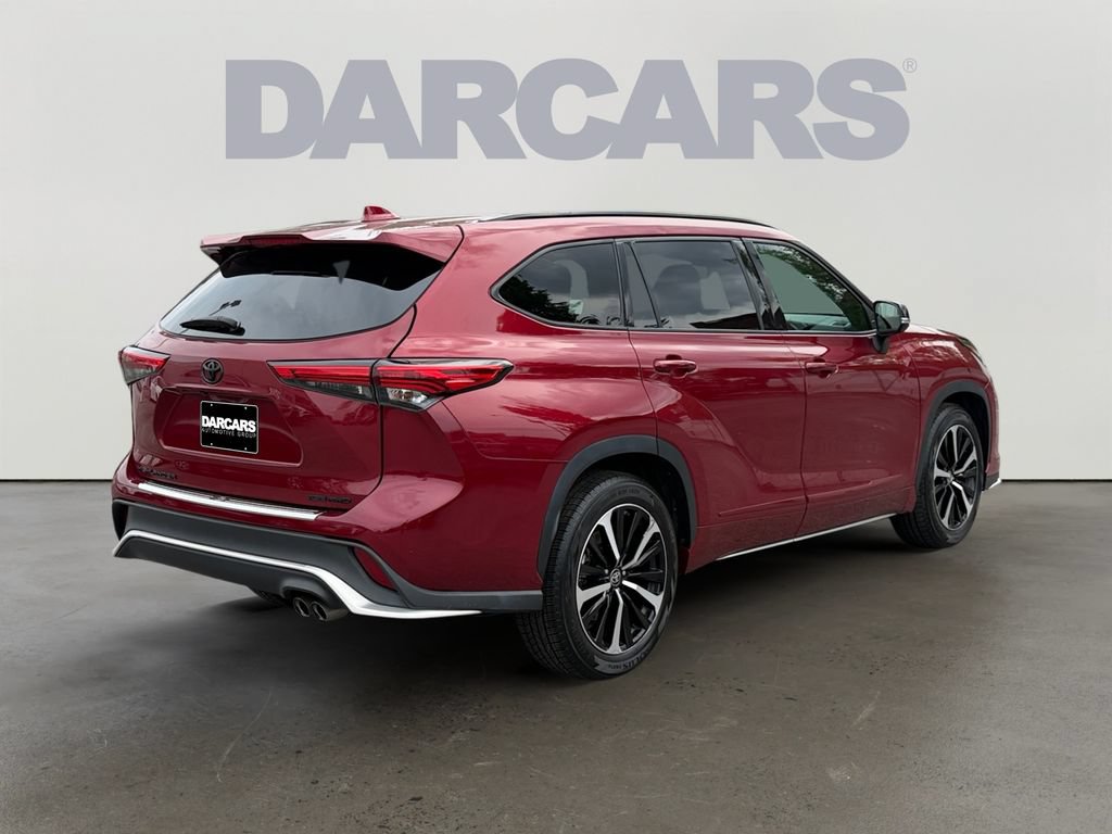 Used 2022 Toyota Highlander XSE w/ Protection Package #3 (TMS) AWD/4WD image 7