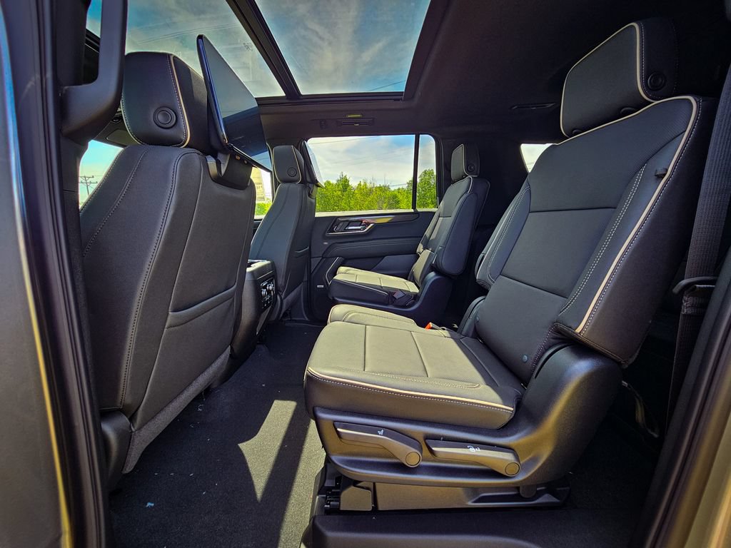 New 2026 GMC Yukon XL Elevation w/ Elevation Premium Package AWD/4WD image 33