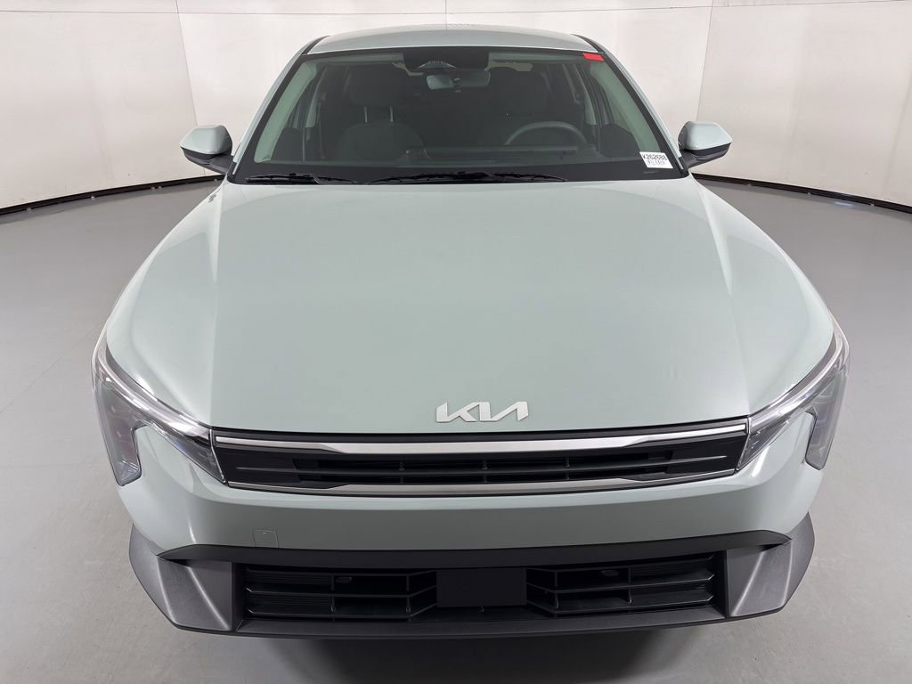 New 2026 Kia K4 LXS image 3