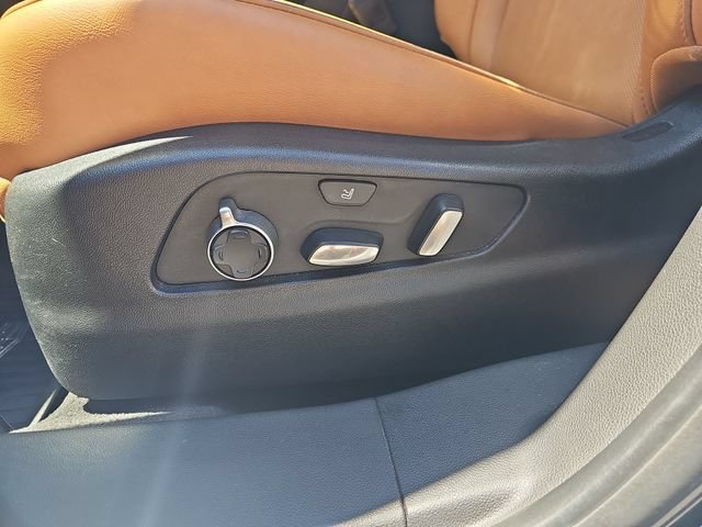 Used 2019 Cadillac XT4 Sport AWD/4WD image 21
