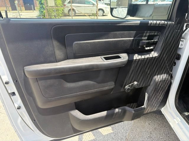 Used 2016 RAM 5500 Tradesman w/ Cold Weather Group AWD/4WD image 10
