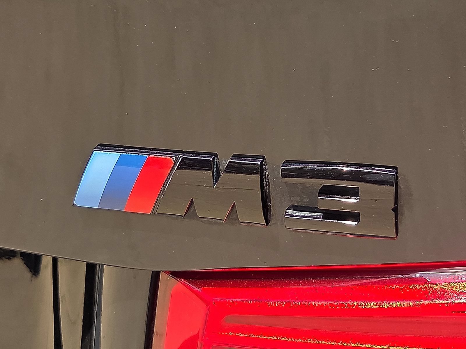 Used 2018 BMW M3 CS RWD image 9