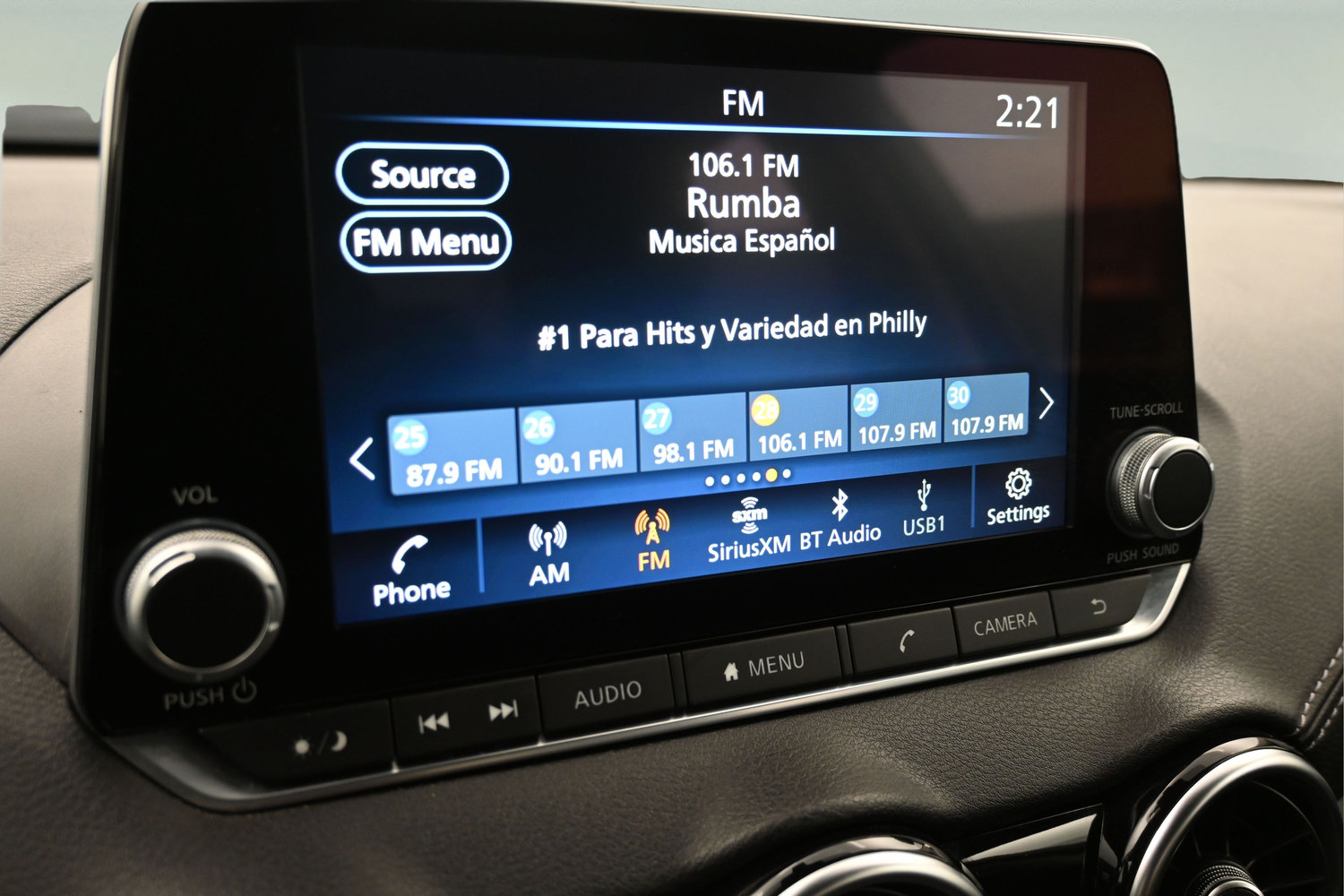 Used 2024 Nissan Sentra SV FWD image 18