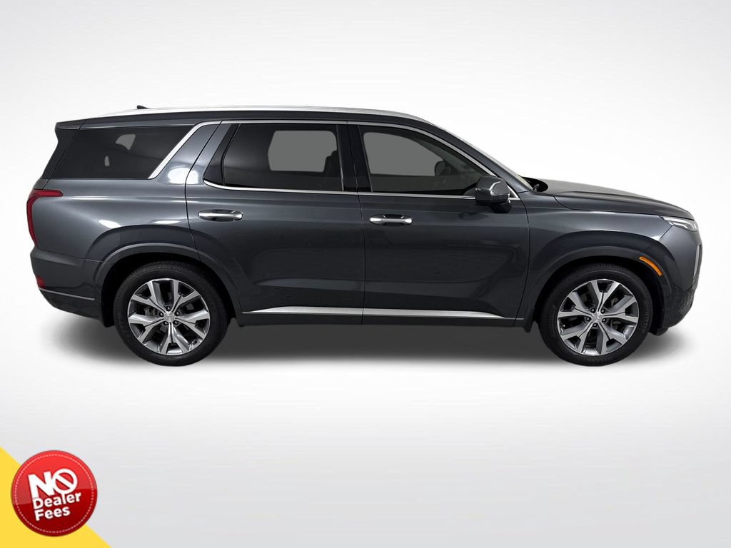 Used 2021 Hyundai Palisade Limited FWD image 2