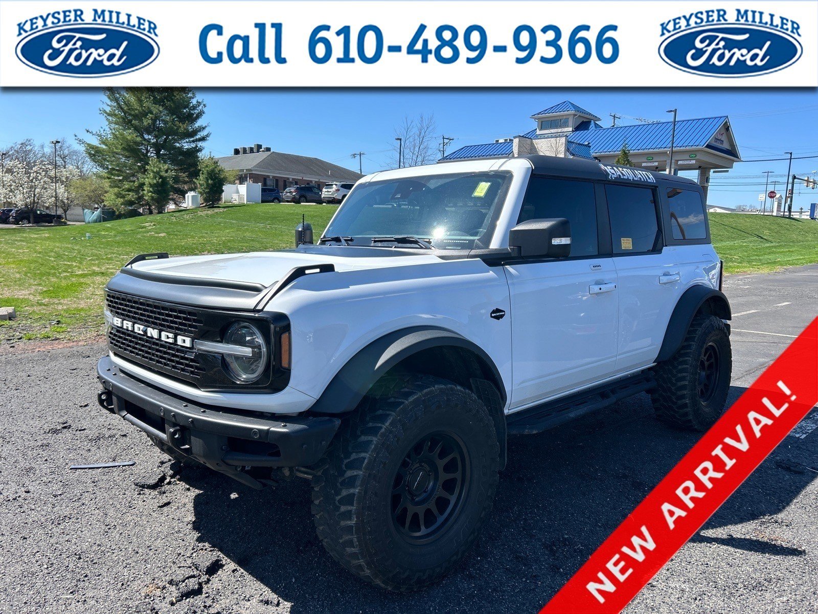 Used 2023 Ford Bronco Wildtrak image 1