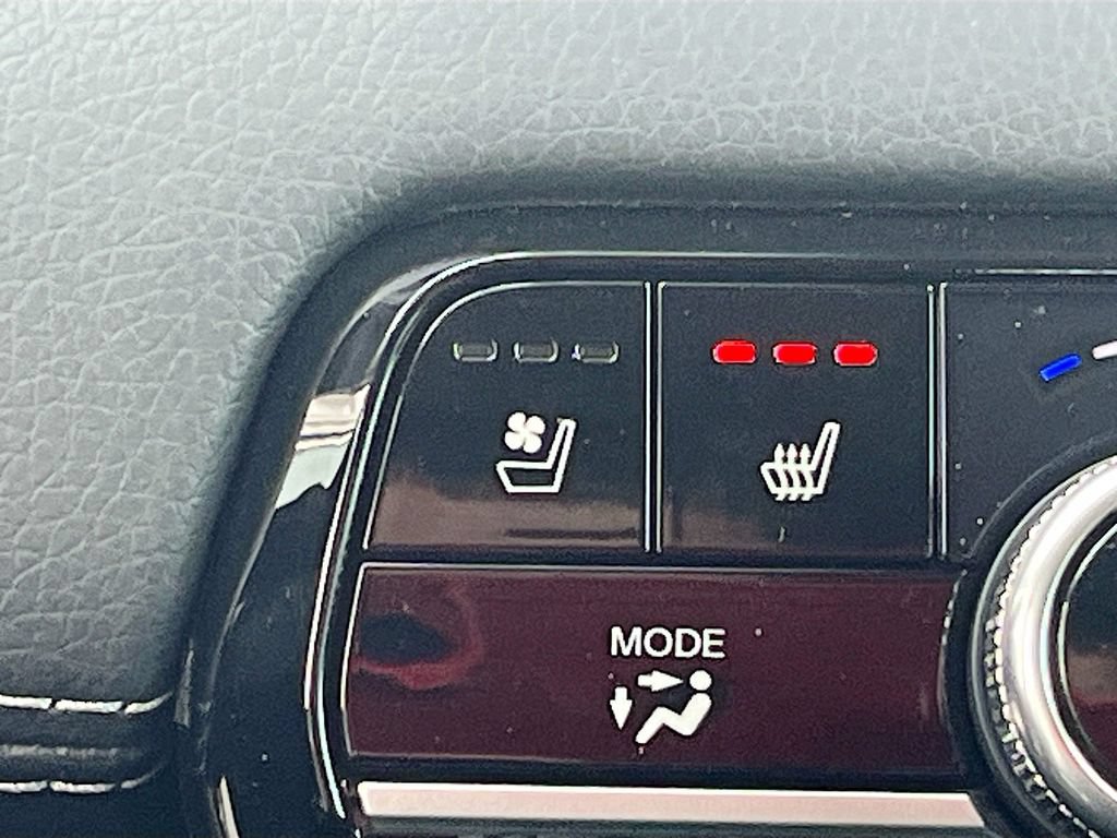 Used 2025 Honda Pilot Elite image 20
