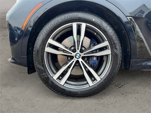 Used 2021 BMW X7 xDrive40i w/ M Sport Package image 24