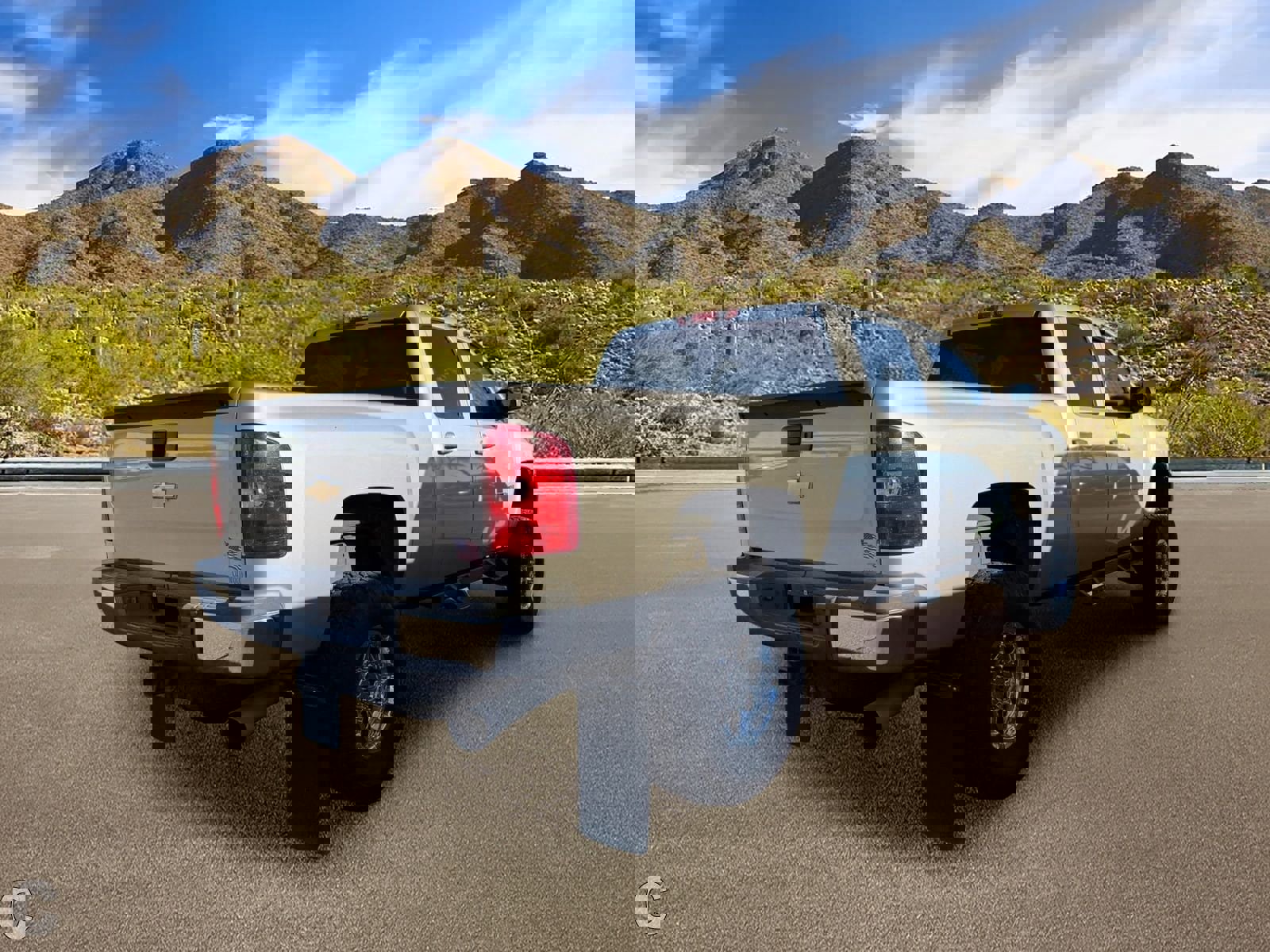 Used 2008 Chevrolet Silverado 2500 LT w/ Suspension Package, Off-Road AWD/4WD image 4