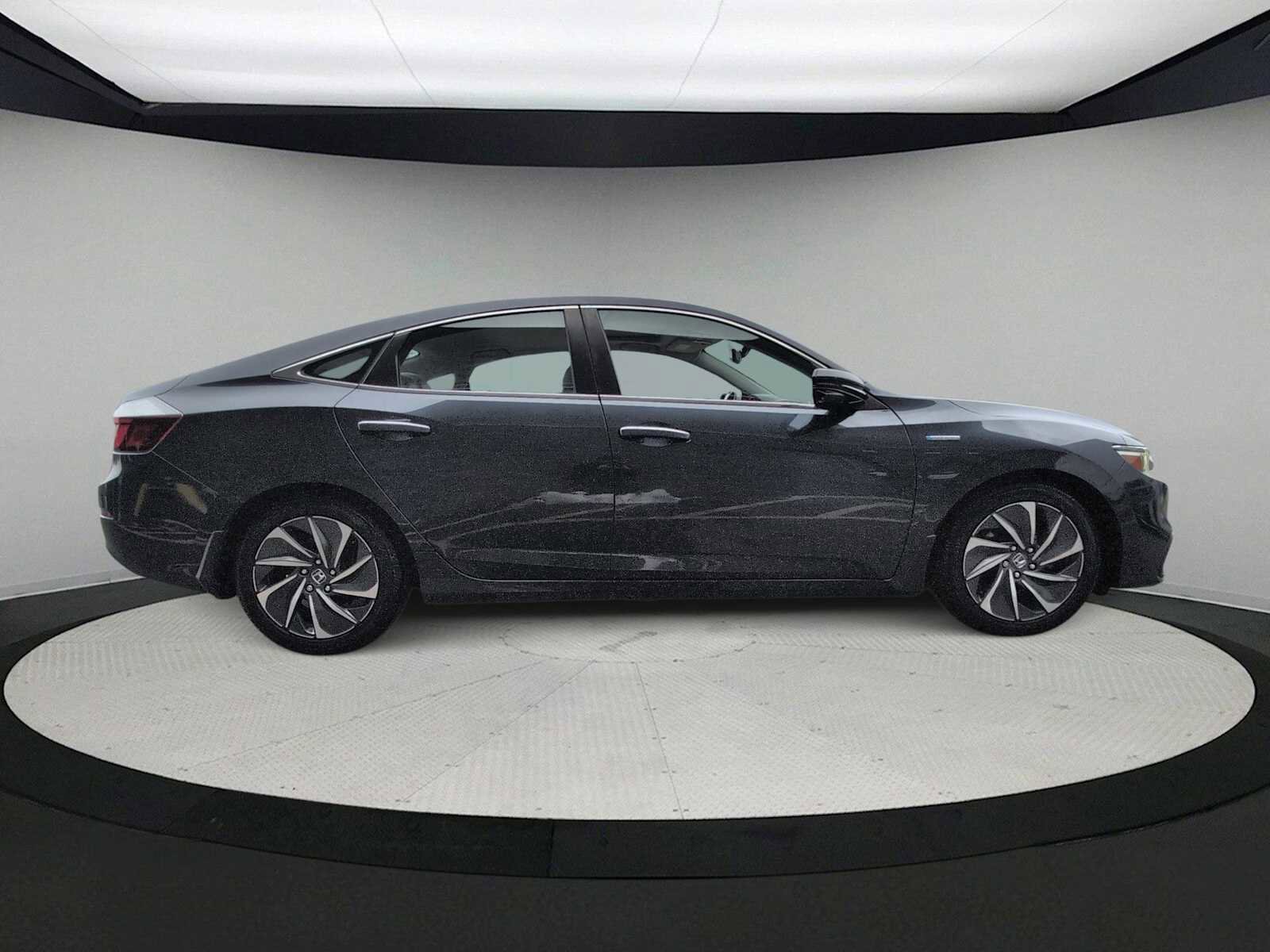 Used 2019 Honda Insight Touring image 9