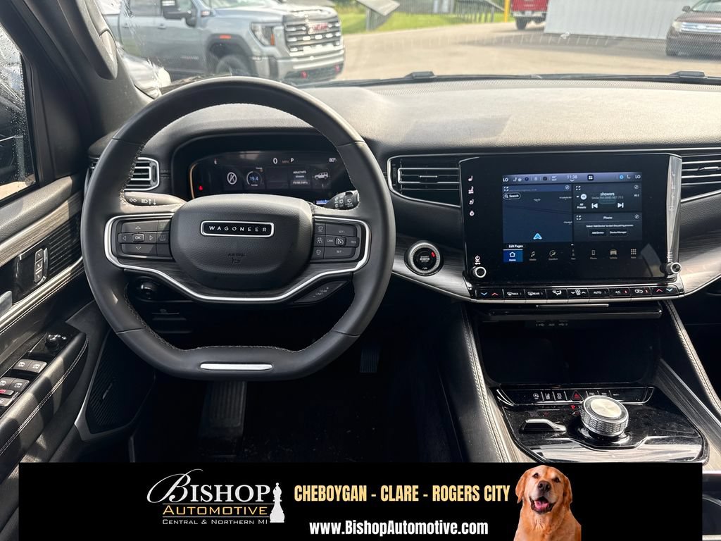 Used 2024 Jeep Wagoneer L Series II w/ Flexible Seating Group AWD/4WD image 15