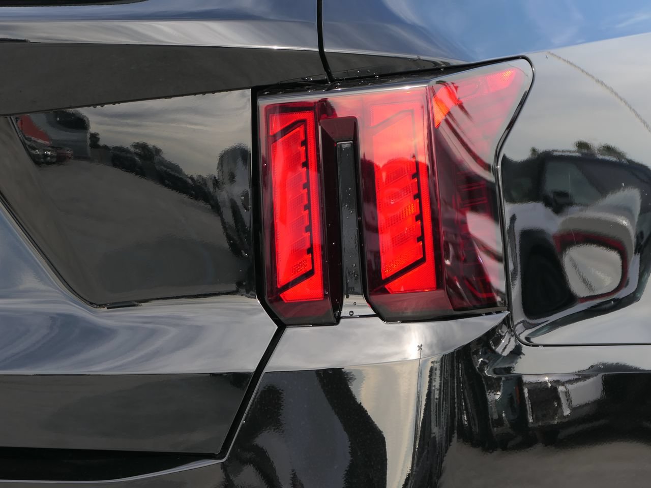 New 2026 Kia Sorento S FWD image 4