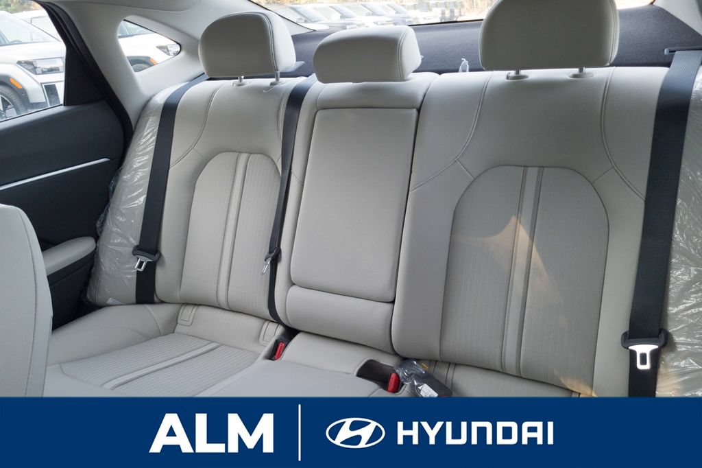 New 2026 Hyundai Sonata SEL FWD image 14