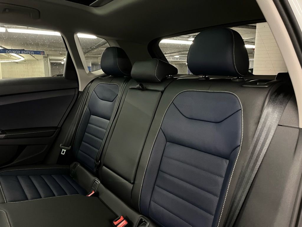 New 2026 Volkswagen Taos SEL image 21
