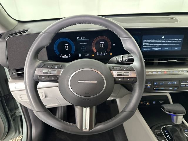 Used 2025 Hyundai Kona SEL image 14