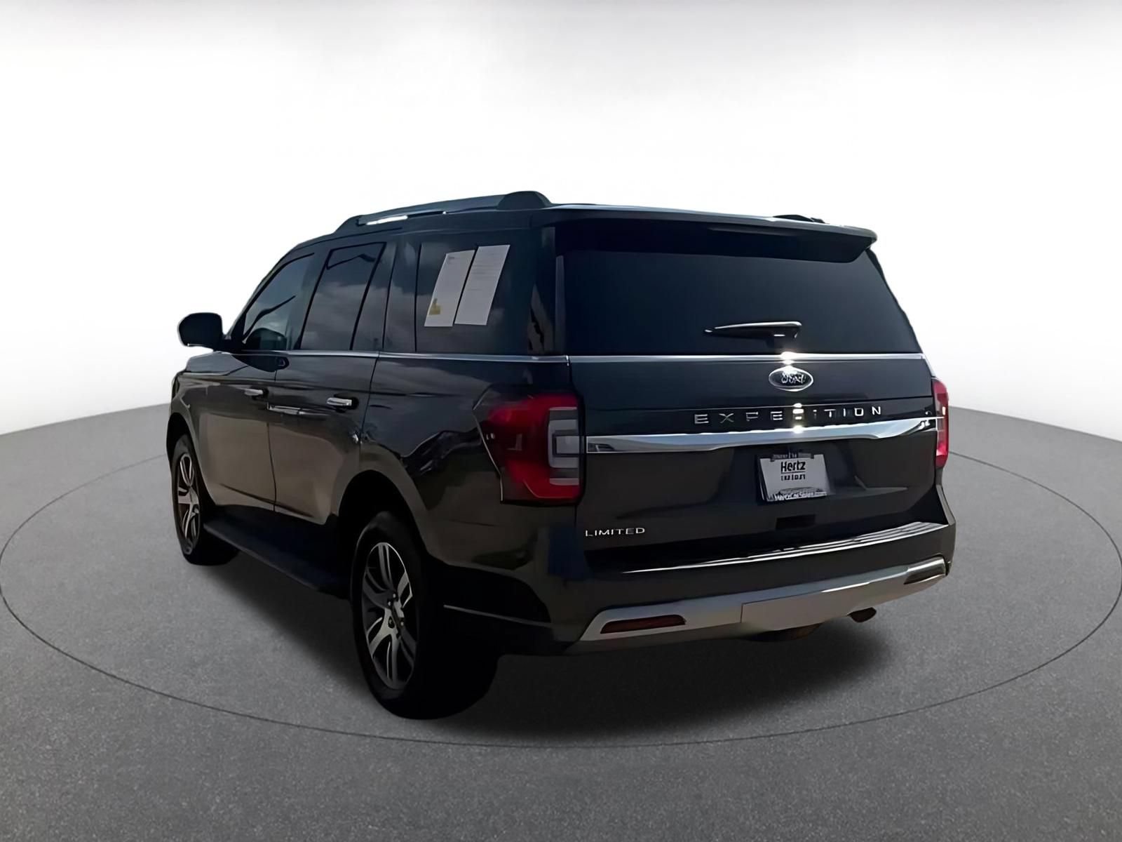 Used 2024 Ford Expedition Limited AWD/4WD image 12