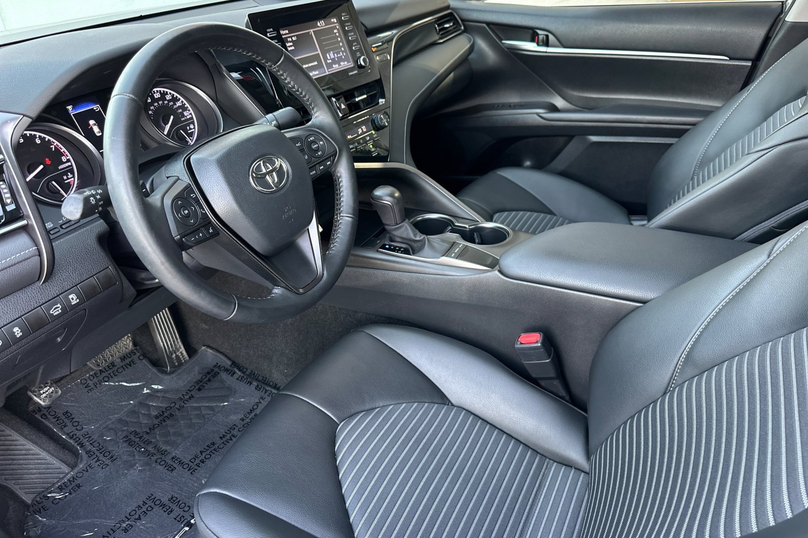 Certified 2023 Toyota Camry SE image 9