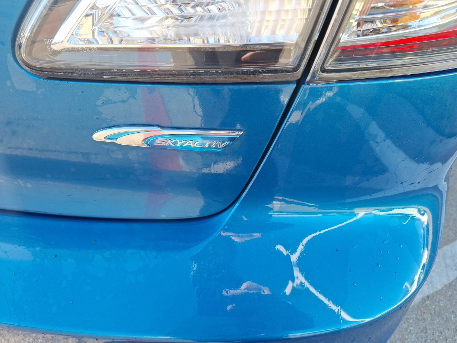 Used 2012 MAZDA MAZDA3 i Touring image 12