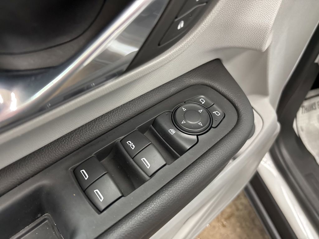 Used 2023 GMC Terrain SLT w/ LPO, Floor Liner Package AWD/4WD image 22