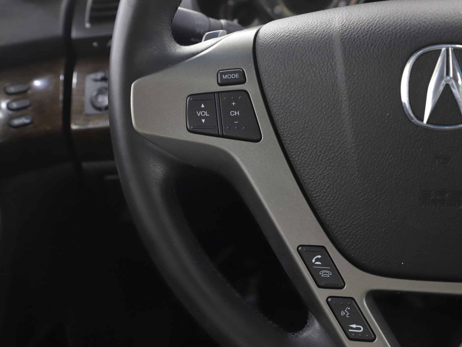 Used 2010 Acura MDX w/ Advance Package image 28