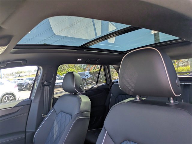 New 2026 Volkswagen Atlas Cross Sport SEL Premium R-Line image 20