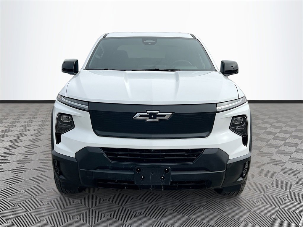 Used 2024 Chevrolet Silverado EV W/T image 2